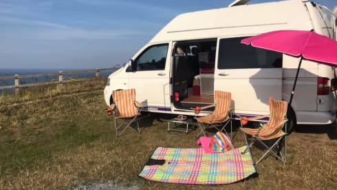 Crystal – T5 VW (2009), White High Top (LWB)