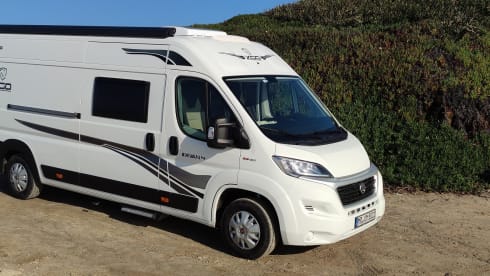 Gisela – With the CamperVan through Portugal