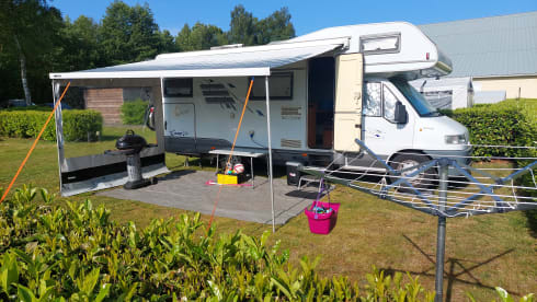 Spacious and wonderful 6 person family camper