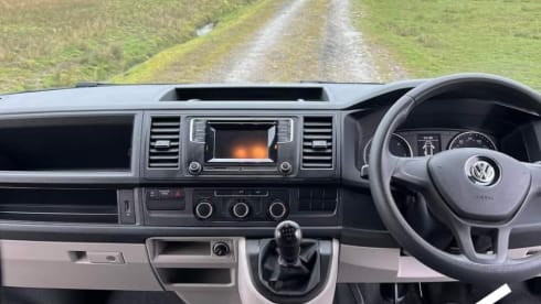 Halle – 4 berth Volkswagen campervan 