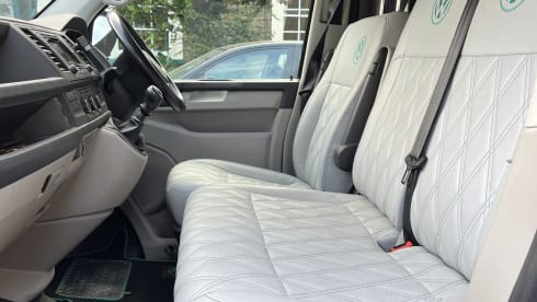 Nelly – 4 berth 2017 VW T6 Camper