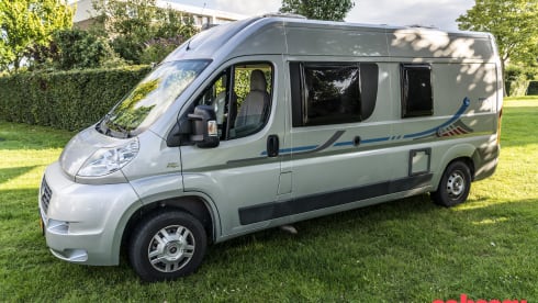 Hygge – Atmospheric camper bus for a fun adventure