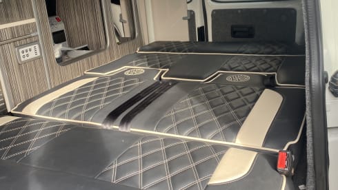 4 berth Volkswagen T5.1 campervan 2014