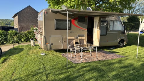 Goldy – 4P Integrale camper, Burstner, gold