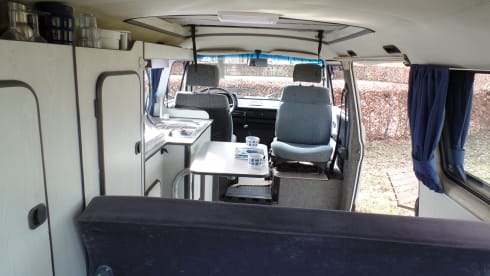 Spooky! – Complete VW T3 Camper