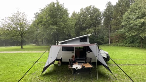 Mammoet – 4p Volkswagen campervan uit 2014