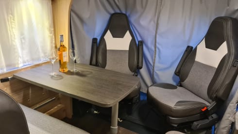 2p Sunlight of 2020 compact and comfortable