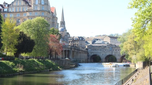 Avonturen met Bessie - een comfortabele, goed uitgeruste camper met 4 slaapplaatsen