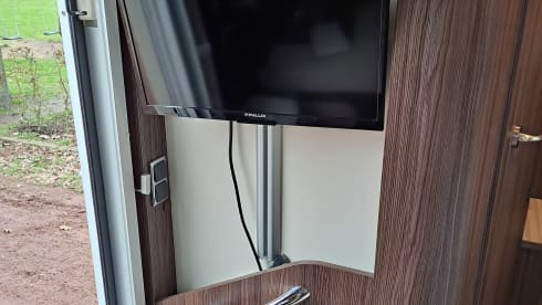 4p Benimar semi-integrated from 2018