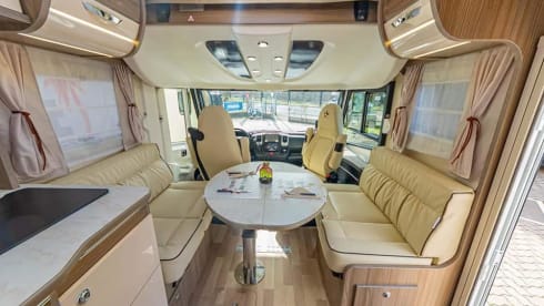 Groviera LUXUS – AUTOSTAR 5 STARS