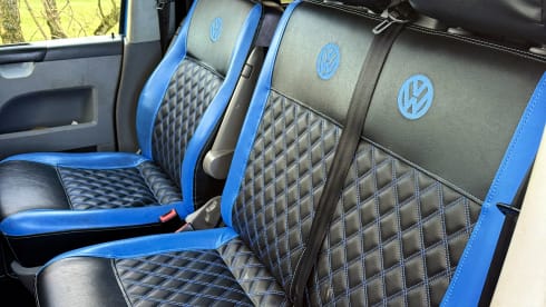 Luxury Clean 3 Berth VW Transporter for hire 