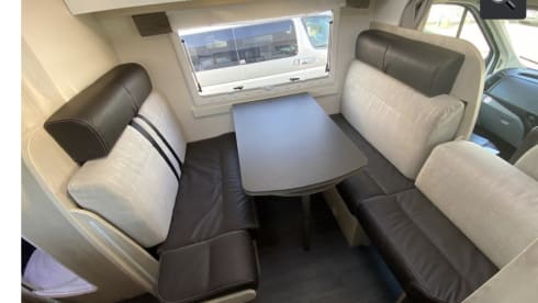FREDSTER – 6 berth Chausson Alcove 2019