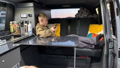 Vantastic – 4 berth Volkswagen campervan from 2007