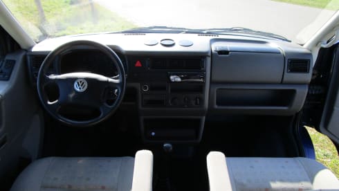 Super nice VW T4 2.5 TDI for a wonderful camper holiday.