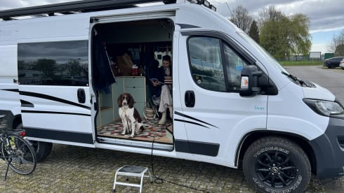 Campr Outcast – Campr Outcast - Tough, spacious off-grid camper