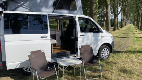 Volkswagen camper bus