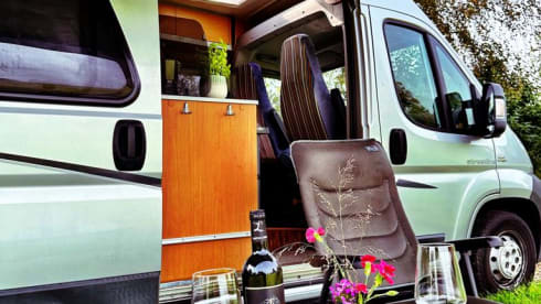 Johnny de Camper – Luxury Fiat Ducato Hymer 