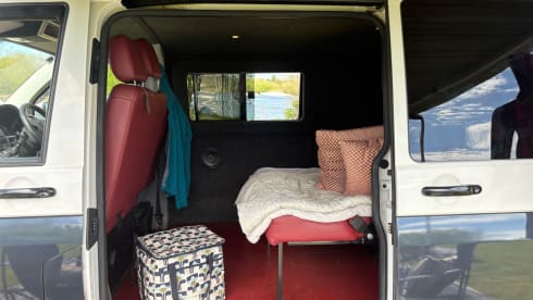 Buddy –  Volkswagen Campervan 2/4 berth Perfect for Adventure Hols! 
