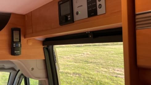 Gouden koets – An almost new Possl 2Win Plus camper from 2020, Euro6 and 141 hp