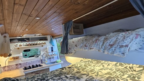 Bubu – 3 person Fiat Ducato bus camper