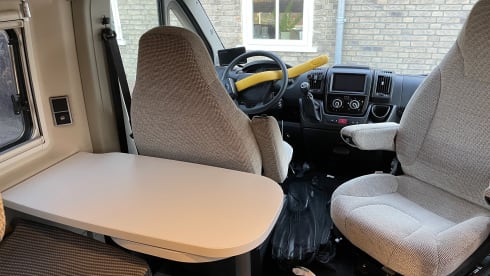 4p Hymer bus from 2019