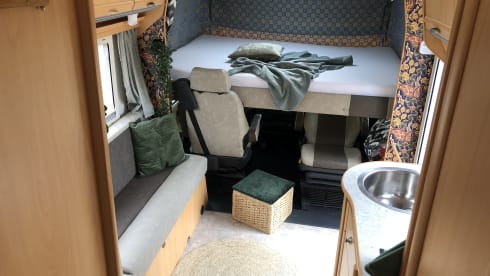 🌿 Spacious and atmospheric 4 p family camper