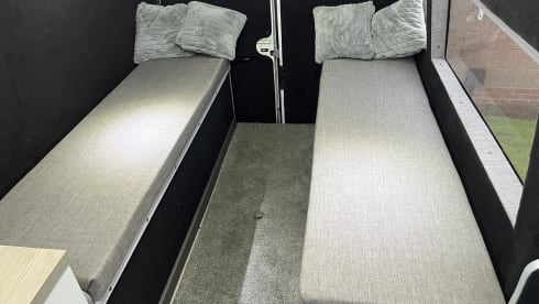Jean ford van dam  – 3 berth Ford Transit campervan 