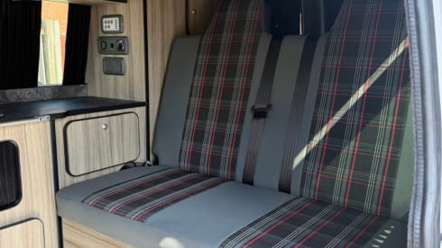 Dave  – 4 berth Volkswagen campervan from 2020