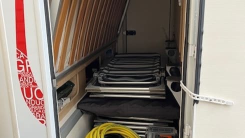 Roller Team – Spacious, cozy family camper