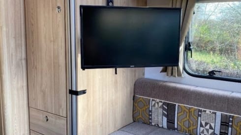 FT17 Betty – Peugeot Elddis Evolution 196 met 6 slaapplaatsen