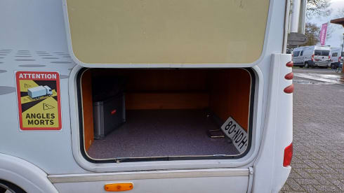 2p Dethleffs semi-integrated from 2004