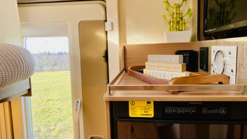 The Hilton – Looking for a Five Star hotel on wheels?? 