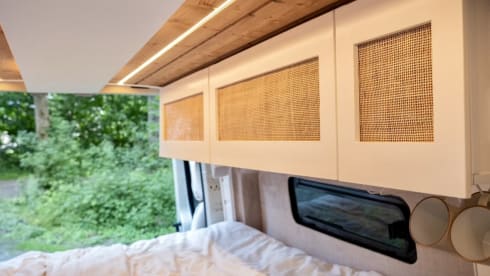 5. Vanlife mit Stil | Voll ausgestattetes Off-Grid-Campingfahrzeug