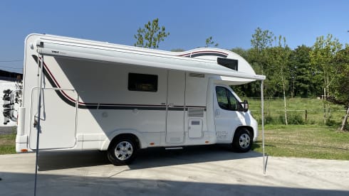 Camper Citroën Siena - 6 people