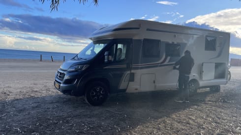 Rapido – Modern 4p Rapido 696F premium edition