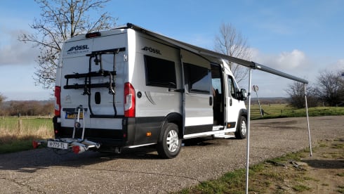 Luxury Pössl bus camper 640 with length beds