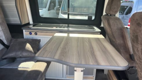 4p Volkswagen bus uit 2018