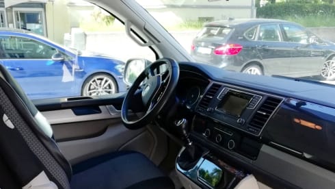 VW T6 California Coast