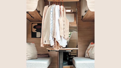 CLAY & GRACE - home away from home – 2-person Knaus bus camper from 2019 - with special design