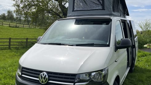 Tour Bus – 4 berth Volkswagen campervan from 2017