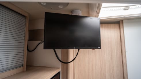 half integraal camper – 4p Sunlight semi-integrated from 2018