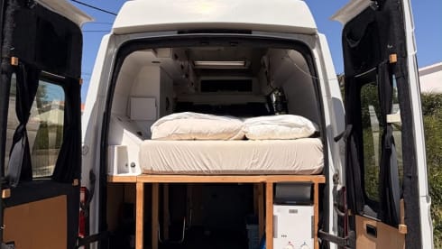 Mats – Renault Master L3H spacieux et autonome