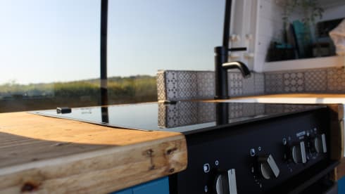 Milo – 2 berth Off-Grid Adventure Van 