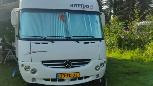Camper Rapido 2006 – Rapido automaat 4 persoons