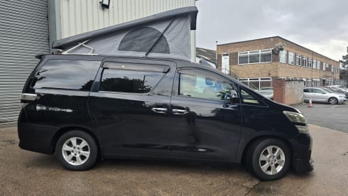 Ebony – 4 berth Toyota campervan from 2009