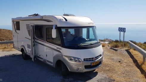 The Bullet II – Luxurious and spacious 4-person Rapido (Automatic) 2025 NEW 