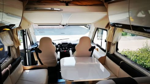 De Kemper – Mc Louis 822 integral - 4 to 6 persons (2017)