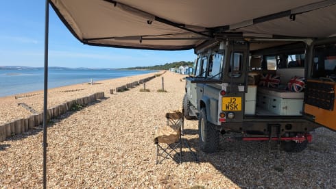 Land Rover Defender TD5 Pop-Top Overlander