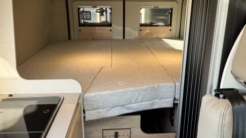 ADRIA Twin 640SLB Supreme AUTOMATIC