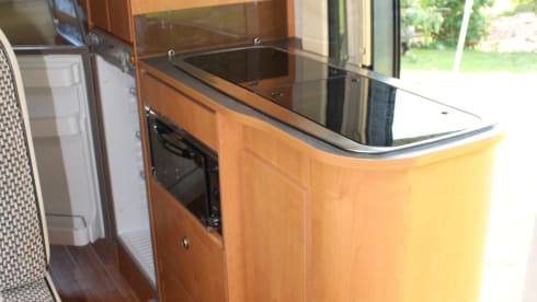 Free Camper – Easy to drive and park 